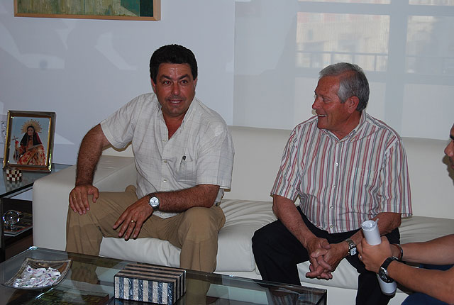 El ayuntamiento apoya al Club Fútbol Sala Capuchinos en su ascenso a Primera Nacional A, Foto 3