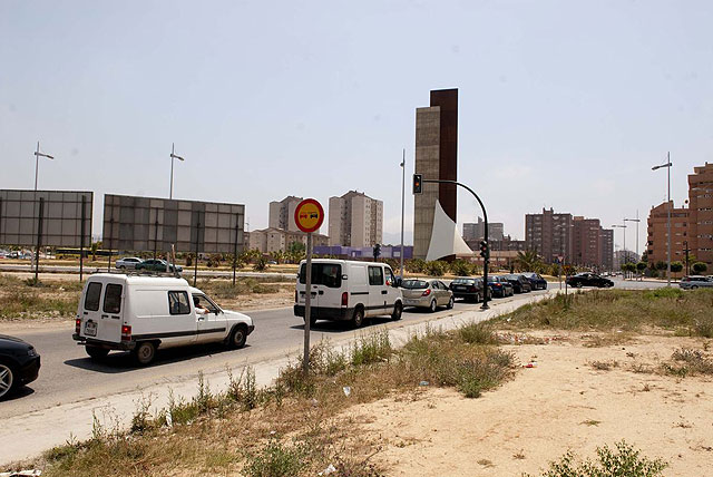 La prolongación de Ángel Bruna dispondrá de cuatro carriles - 2, Foto 2