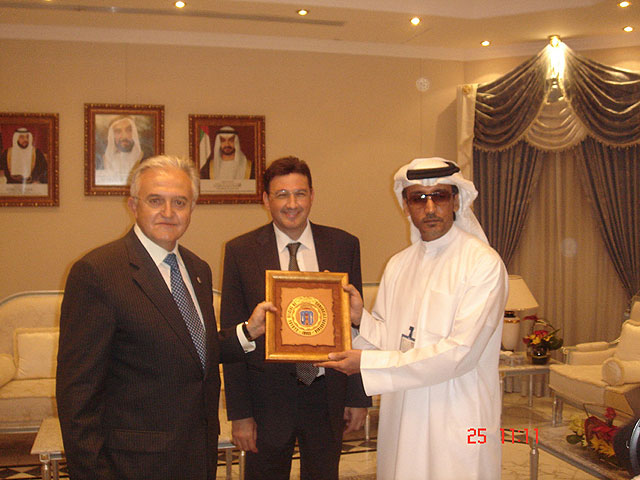El Presidente de la Cámara de Comercio de Lorca viaja a Emiratos Árabes Unidos - 1, Foto 1