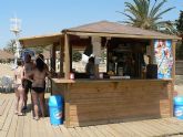 Los chiringuitos de playa inician su puesta en marcha