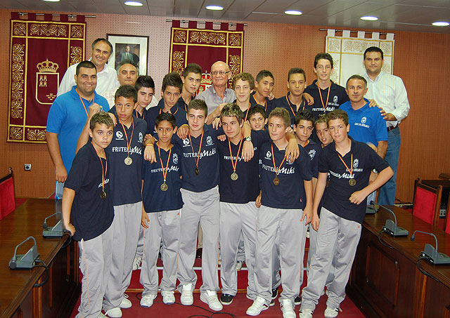Los infantiles del EMF-AD Cotillas, homenajeados por su ascenso a Autonómica - 1, Foto 1