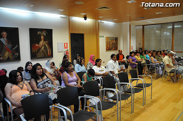 Ms de 50 personas inmigrantes han conseguido el carn de manipulador de alimentos... - 17