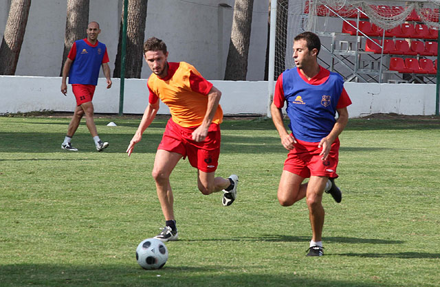 El Caravaca 2010 CF reserva 300 localidades en Alcalá para el partido de la segunda fase de ascenso a Segunda B - 1, Foto 1