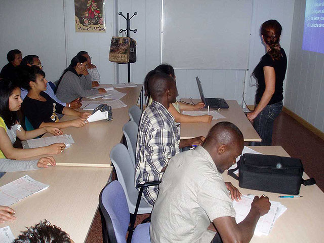 Proyecto Convigual para mujeres inmigrantes - 1, Foto 1