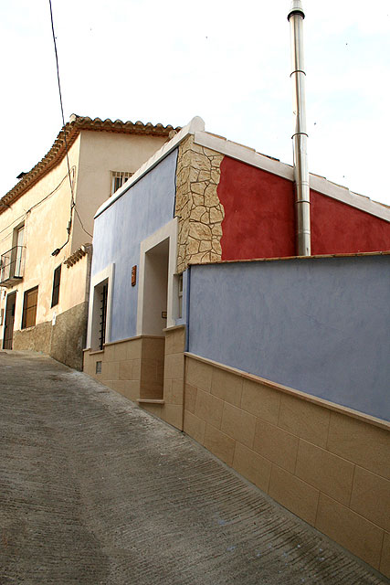 La renovación de las fachadas de las casas rurales municipales va llegando a su fin - 3, Foto 3
