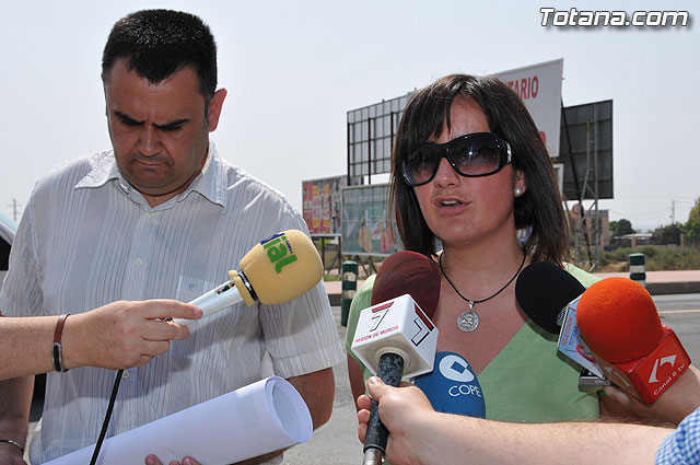 Las obras de la reordenación del tráfico por la Avenida Juan Carlos I, con la construcción de una redonda y nuevos viales, comenzarán la semana que viene, Foto 1