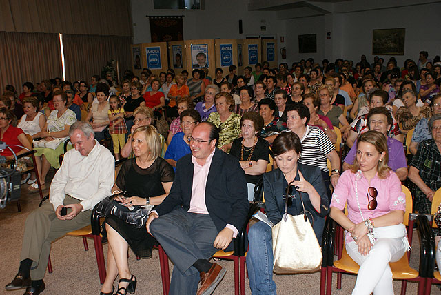 Valcárcel se reúne con más de 400 mujeres en Puerto Lumbreras - 1, Foto 1