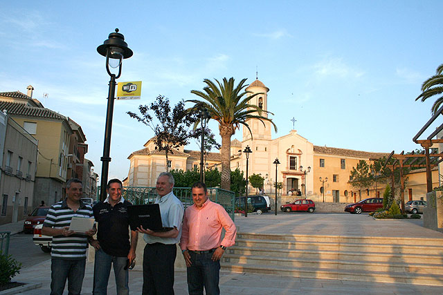 Se inaugura la zona wifi del Jardín del Convento - 1, Foto 1