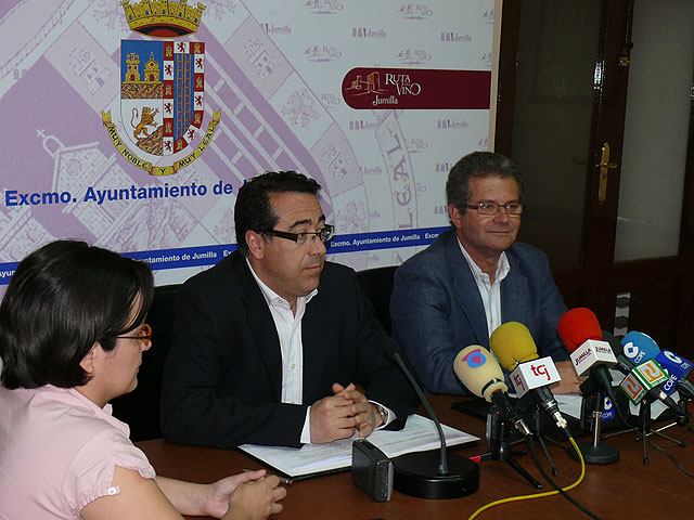 El jefe de la oficina única de extranjería en la Región visitó Jumilla para una reunión de trabajo - 1, Foto 1