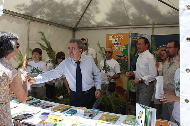 El consejero de Agricultura asistió hoy a l as actividades organizadas con motivo del Día del Medio Ambiente - 1, Foto 1