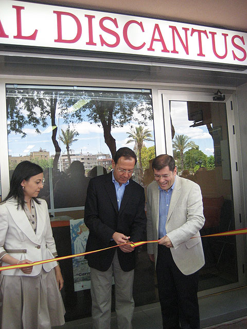 El Alcalde se une a los socios de la Coral Discantus en la inauguración de su nueva sede - 2, Foto 2