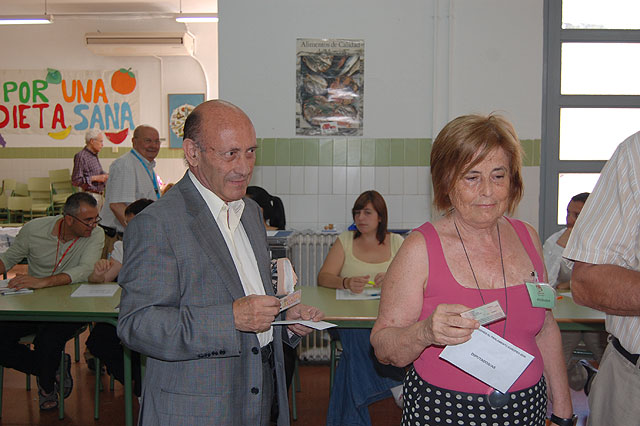 Los candidatos del PP, PSOE e IU coinciden en hacer un llamamiento a la participacin - 2