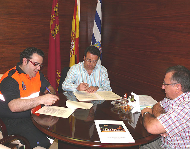 El Ayuntamiento de Jumilla firma un convenio con Protección Civil por valor de 80.000 euros - 1, Foto 1
