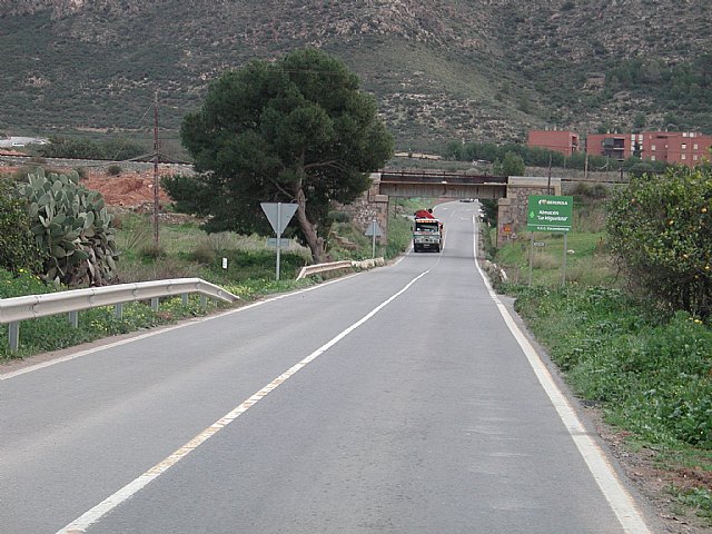 La Comunidad invierte 1,3 millones de euros en la mejora de los accesos a la refinería de Escombreras - 2, Foto 2