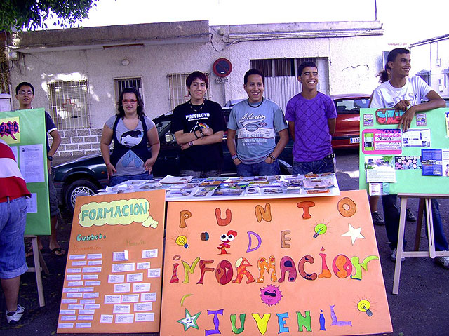 Jóvenes de La Caja del Tiempo abren un Punto de Información Juvenil en San Antón - 1, Foto 1