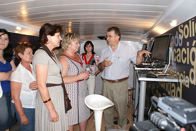 Puerto Lumbreras recibe el Autobús de Voluntariado de la Región de Murcia - 2, Foto 2