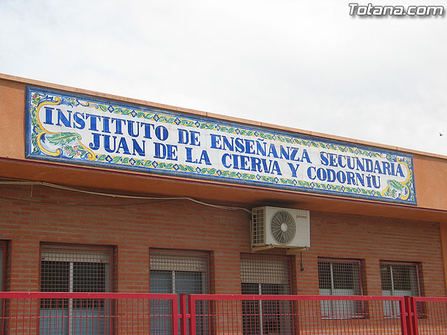 El IES “Juan de la Cierva” de Totana es uno de los dos únicos centros de la región de Murcia que imparten el Bachillearto Internacional, Foto 1