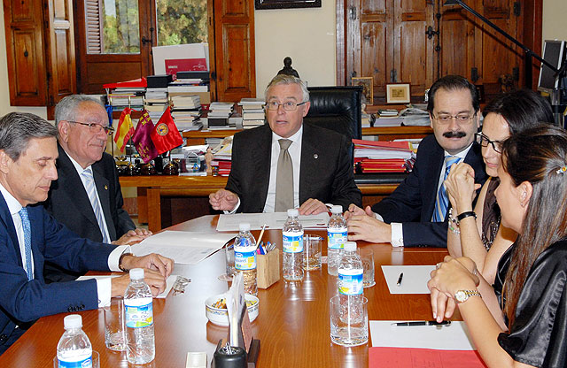 La Universidad de Murcia participará en la difusión de la corte de arbitraje de la Cámara de Comercio - 1, Foto 1