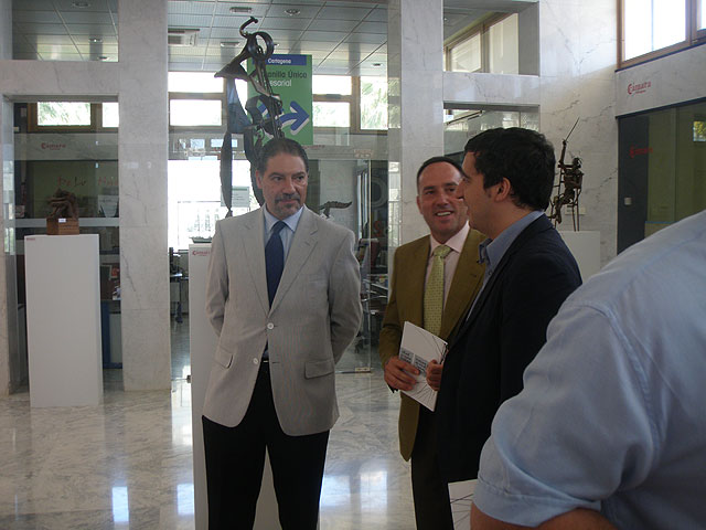 El consejero Cruz inaugura la exposición ´Entre hierros anda el juego´ - 1, Foto 1