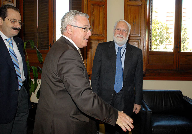 El presidente de la Sociedad Española de la Ciencia del Suelo se reúne con el rector de la Universidad para potenciar la Edafología - 2, Foto 2