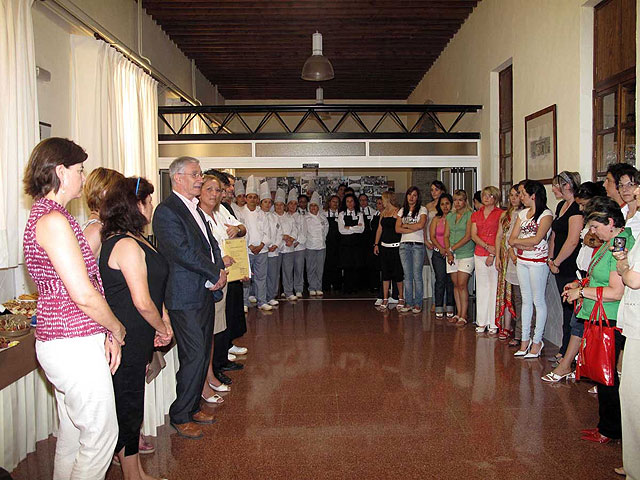 60 alumnos de los cursos de Formación Ocupacional del IMSS reciben sus diplomas - 1, Foto 1