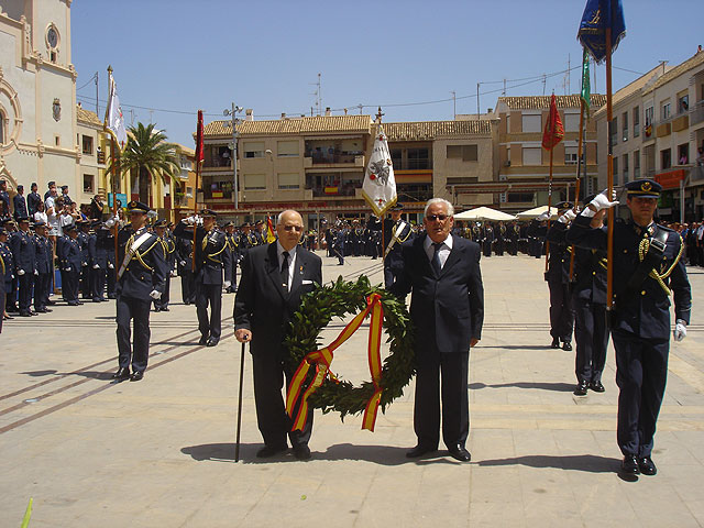 Más de 200 civiles juran bandera en la plaza de España de San Javier - 1, Foto 1