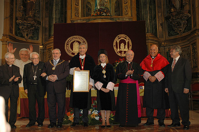 La UCAM rinde homenaje a su patrón San Antonio de Padua - 1, Foto 1