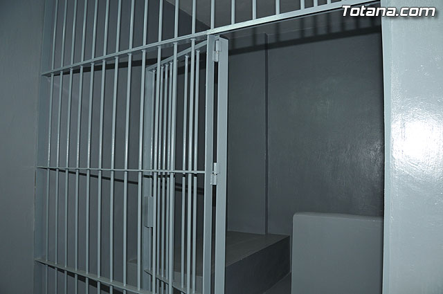 El director general de Administracin Local, acompañado por autoridades locales, visita el nuevo edificio de Polica Local “Cabo Alfonso Murcia” - 4