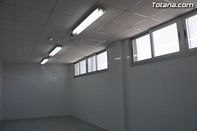 El director general de Administracin Local, acompañado por autoridades locales, visita el nuevo edificio de Polica Local “Cabo Alfonso Murcia” - 15