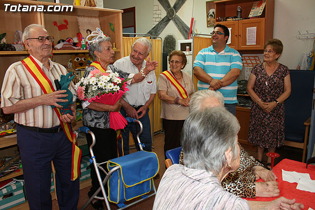 El Rey y la Reina del Servicio de Estancias Diurnas 2009 son coronados, Foto 1