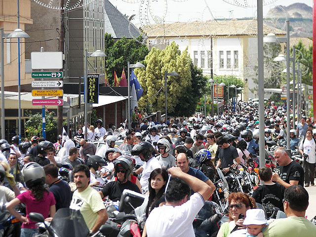 Por la tarde, las clásicas carrozas que no pierden asiduidad y fidelidad entre el público archenero - 2, Foto 2