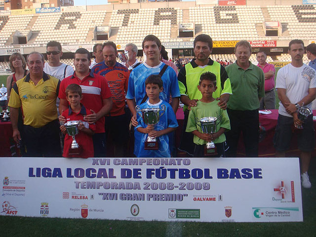 Éxito en la clausura de la XVI edición de la Liga Local de Fútbol Base - 1, Foto 1