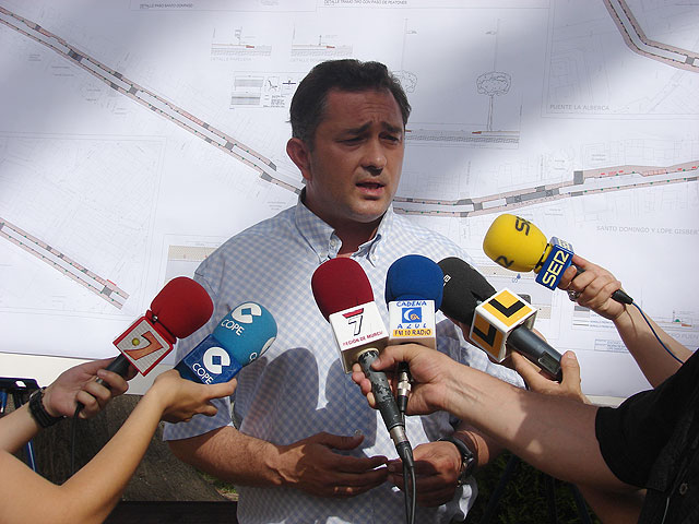 La modernización del eje Príncipe Alfonso-Puente la Alberca tendrá al peatón como protagonista, con la construcción de aceras más anchas y la instalación de nuevo mobiliario urbano - 3, Foto 3