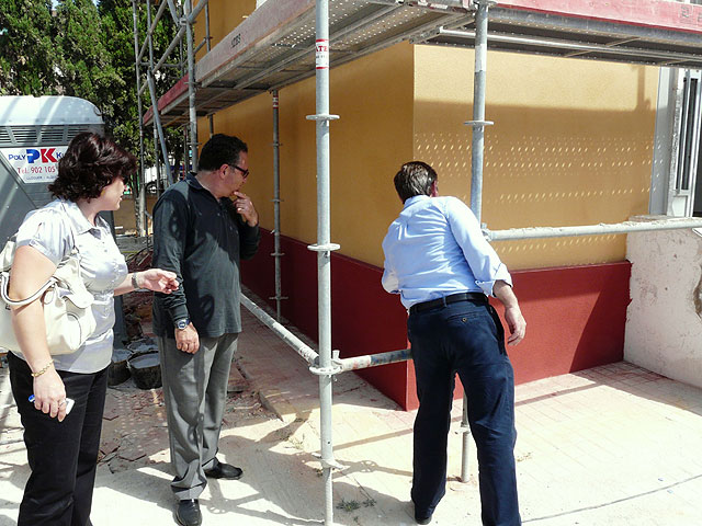 El Alcalde de Molina de Segura visita varios colegios donde se llevan a cabo obras del Fondo de Inversión Local para el Empleo - 2, Foto 2