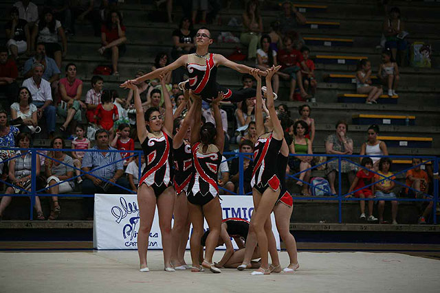 La Escuela Municipal de Gimnasia Rítmica cierra por vacaciones - 1, Foto 1