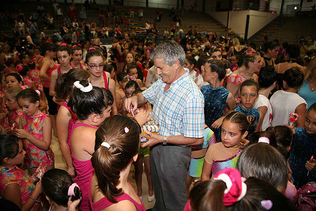 La Escuela Municipal de Gimnasia Rítmica cierra por vacaciones - 2, Foto 2