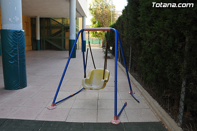 El colegio Santa Eulalia dispondr de nuevos espacios de uso educativo para el curso 2010-2011 - 25