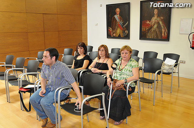 El Ayuntamiento renueva el convenio de colaboracin con la Federacin de Asociaciones Murcianas de Personas con Discapacidad Fsica y Orgnica por importe de 6.300 euros - 4