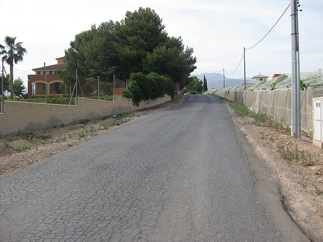 Se inician las obras de alumbrado público en el camino de los Yesares de la diputación de Mortí, Foto 1