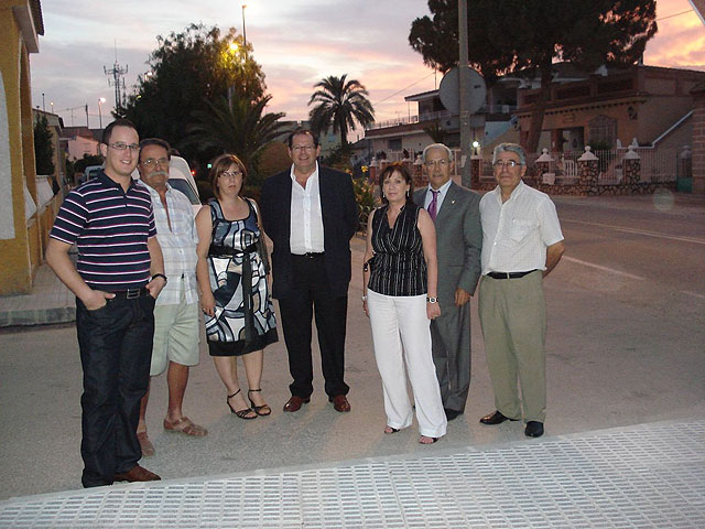Las calles de El Albujón estrenan aceras y farolas - 1, Foto 1