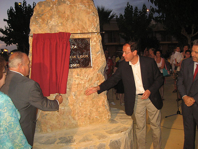 La plaza Ángel García Lidón ofrece un nuevo espacio público a los vecinos de Llano de Brujas - 2, Foto 2