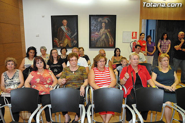 La Concejala de Mujer e Igualdad de Oportunidades clausura las actividades 08-09 con la entrega de diplomas de distintos cursos - 2