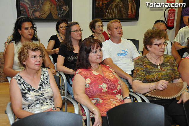 La Concejala de Mujer e Igualdad de Oportunidades clausura las actividades 08-09 con la entrega de diplomas de distintos cursos - 4