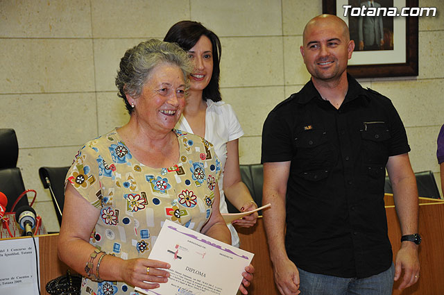La Concejala de Mujer e Igualdad de Oportunidades clausura las actividades 08-09 con la entrega de diplomas de distintos cursos - 18