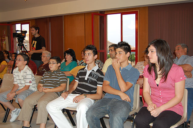 Entrega de Diplomas a los Alumnos de la Escuela de Música de la Peña El Molinicio - 1, Foto 1