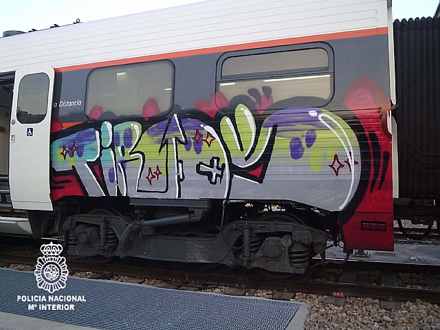 Identificados los autores de más de un millar de grafitis realizados en las calles de Murcia - 1, Foto 1