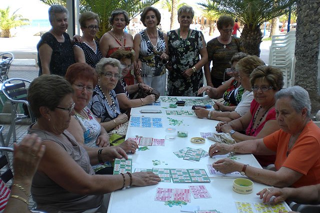 Se clausura la temporada de actividades y talleres llevados a cabo durante todo el año por la Asociación de Amas de Casa Las Tres Avemarías, Foto 1