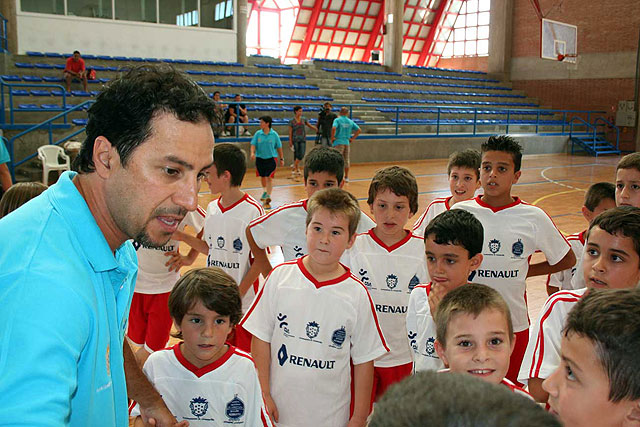 Más de 35 alumnos en el II Campus Municipal de Fútbol Sala Paulo Roberto “¿Juegas Conmigo?” - 1, Foto 1