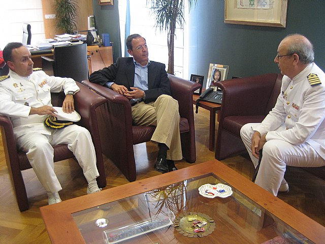 El Alcalde se entrevista con el nuevo Delegado de Defensa - 1, Foto 1