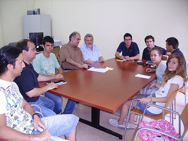 La federación estudiantil CONFES se reúne con la Comisión Promotora de la ILP en Defensa del Tajo-Segura - 1, Foto 1